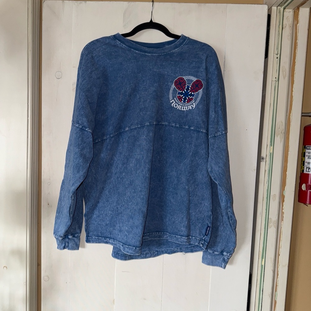 Disney Epcot World Showcase Norway Spirit Jersey Blue Denim Shirt. Med